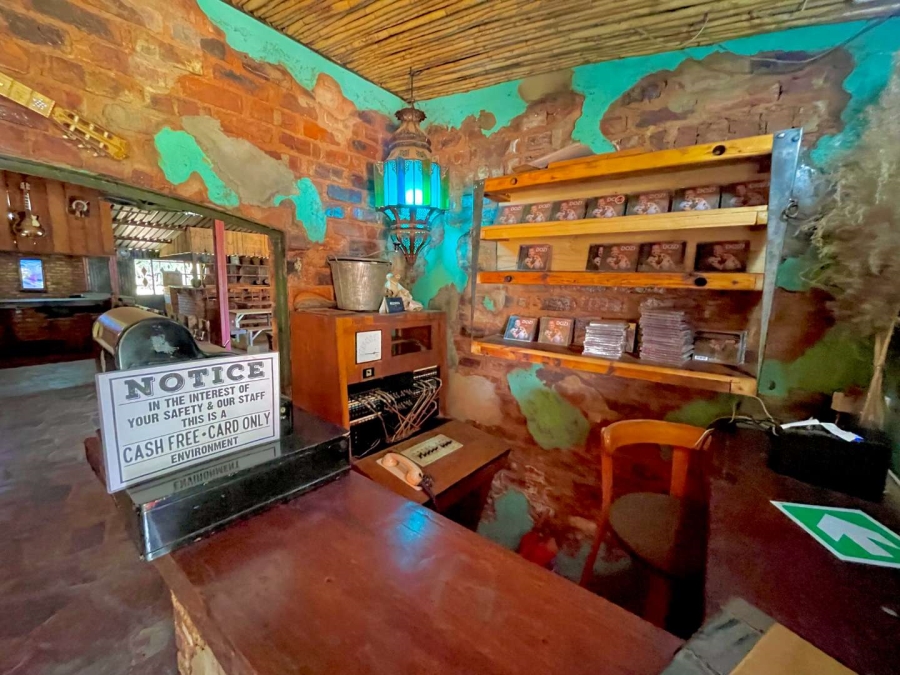 Commercial Property for Sale in Melodie North West